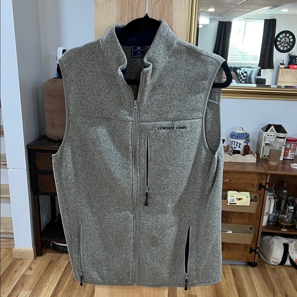 Vineyard Vines Men's Heather Gray Vest - Picture 1 of 2